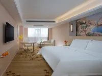 Vienna International Hotel (Shaoyang Dahan Automobile Building Materials City)