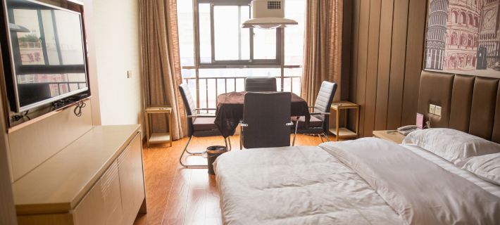 ONLY LOVE  HOTEL Hotels in Honghu