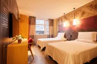 Ibis Hotel (Hebi east railway station store) Hotels in Hebi