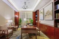 Zhongquan Junlin International Hotel (Fuyang Linquan County Government Branch) Hotels in Linquan