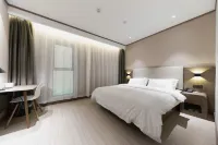 Hanting Hotel (Anji Hello Kitty Amusement Park Branch) - balcony