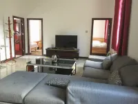 Luding Tangge Farm Stay