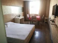 Jiangling China Hotel Hotel di Jiangling