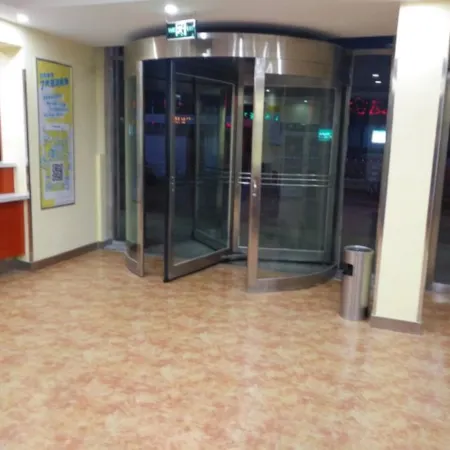 7Days Inn Chain Hotel (Qin County)