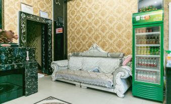 Shangzhi Haotai Fashion Hotel