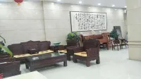 Quantai Hotel Hotel di Linyi