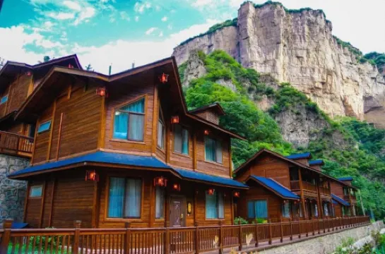 Baoquan Yaoxi Inn