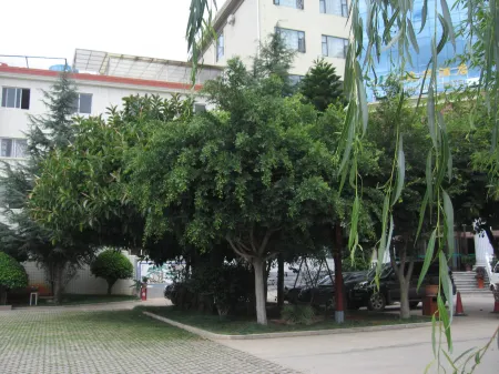 Kaishang Jinxing Hotel (Xiangyun High-speed Railway Station)