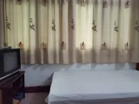 Huangchuan Hemei Town Hotel
