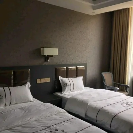 Changning Jiahang Hot Spring Hotel