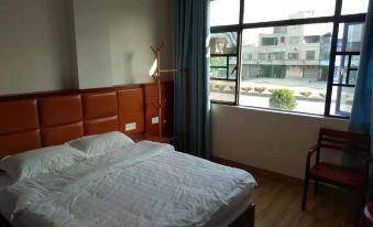 Longmen Holiday Apartment