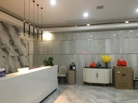 Cenxi Hongtai Hotel Отели рядом с достопримечательностью «Yao Family Courtyard in Taiyuan, Shanxi»