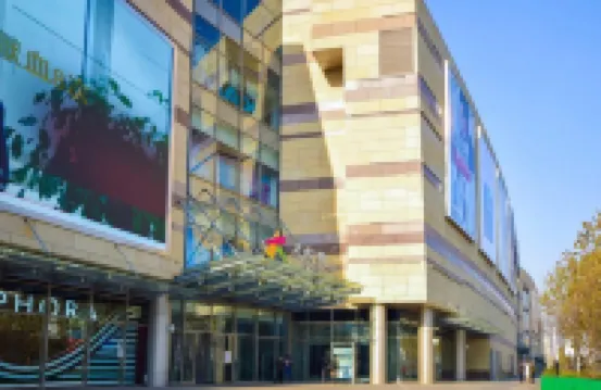 Yuexiang Boutique Apartment (Tianjin Joy City)