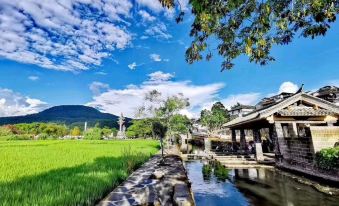 Tengchong Jiafu Chinese Inn