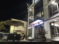 閱楓庭院民宿（象山海影城奔跑吧樂園店） 鄰近象山影視城極速冰雪世界的酒店