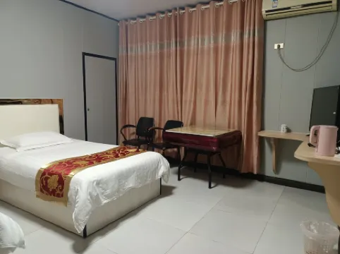 Laifeng Caiyuan Hotel