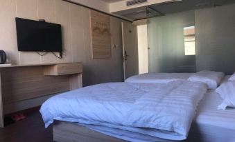 Funing Minghao Hotel