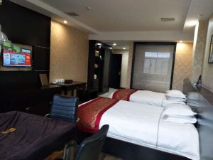Holiday Inn Wannian Yue Yue Hotel
