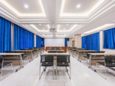 Guide Yuanbo International Hotel Hotels in Guide