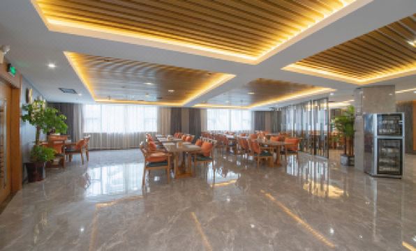 4. 완타이 바이하이..