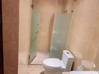 Super 8 Hotel (Hetian tuanjie  square)