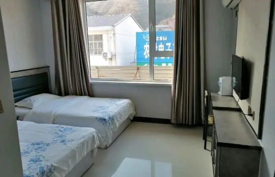 宜川老陝北雜糧土菜魚莊農家樂