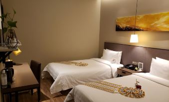 Homeinn Plus Beijing Chongwenmen subway station Tongren Hospital