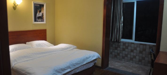 Weiluona Hotel Hotels in Peng'an