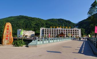 Longguizhai Waterfall Hotel