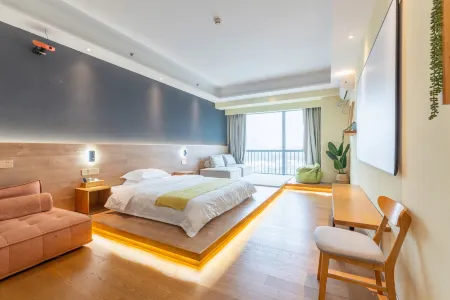 Yinman Qiaogu International Apartment (Foshan Overseas Chinese Town Happy Coast Plus)