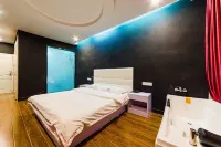 Dong Fang Hotel