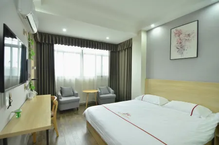 Haowangyuan Hotel, Lijiang River