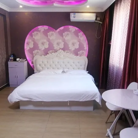 Huanren Lijiang Hotel