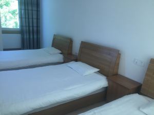 Hangzhou Qing凉 Peak Accommodation