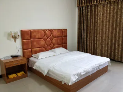 Lingyun Cotton Tree Hotel Các khách sạn ở Lăng Vân