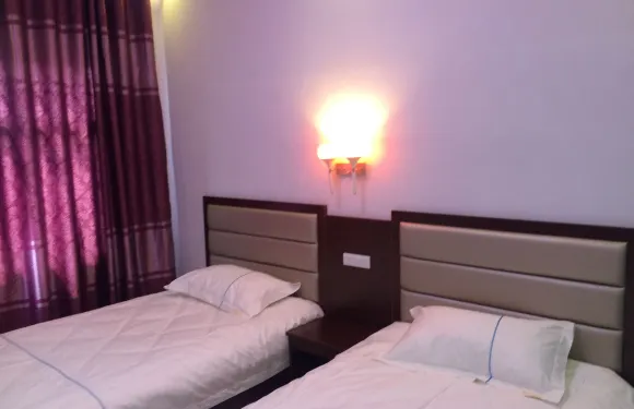 嵖岈山老根賓館