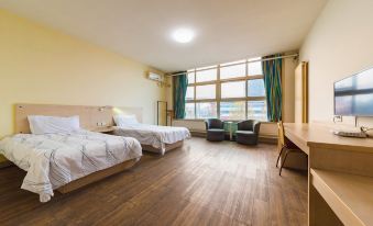 Fuping Jiayue Business Hotel