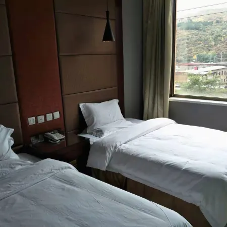 Jiaokou County Yingbin Homestay