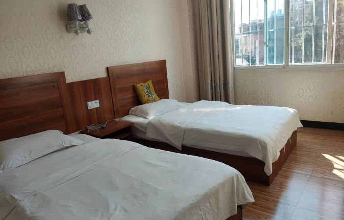 Mojiang Kangyi Hotel