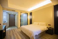 Zirongfu Business Hotel Hotels near Zherong Station