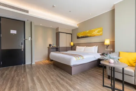 Homeinn Plus (Suzhou Guogou Plaza Suhuai North Road) Отели в г. Сучжоу