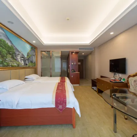 Huang Longshun Hotel