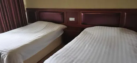 Duchang Lushan Hotel Отели рядом с достопримечательностью «Pohu Lansheng»