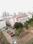 Landing International Hotel - parking