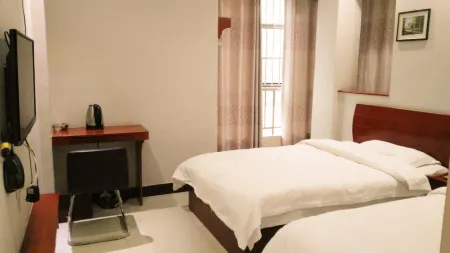 Yuxi March Tianlv Hotel Отели в г. Юнси