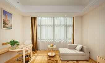 Vienna International Hotel (Shaoyang Dahan Automobile Building Materials City)