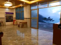 Yinjiang Zizhixian Xixian Chinese Inn Hotels in Yinjiang