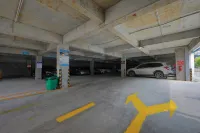 Xiyuelai Hotel - parking