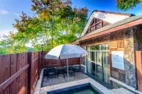 Country Garden Phoenix Hot Spring Center Soup Kitchen Hotels in Xianning