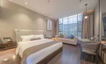 Isadora Hotel(Fuzhou juyuanzhou subway station store)